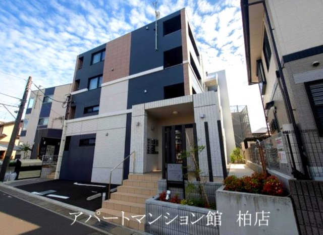 カーサファミリア