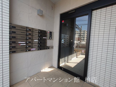 【エントランス】 | カーサファミリア