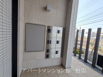 【エントランス】 | カーサファミリア