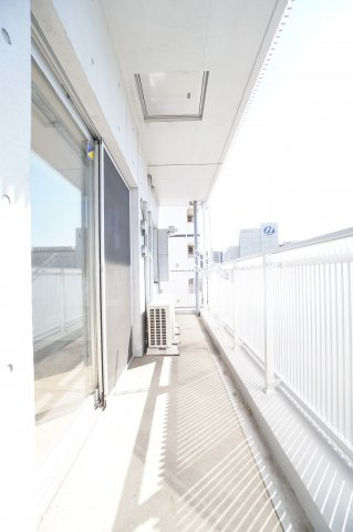 【バルコニー】 | IS | ※同物件・同タイプの写真です。