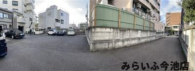 【駐車場】 | パラッツオヨシダ