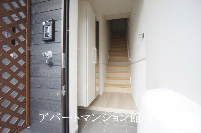 ポー・チャコットの玄関