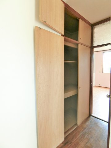 八街に53K邸貸家の収納