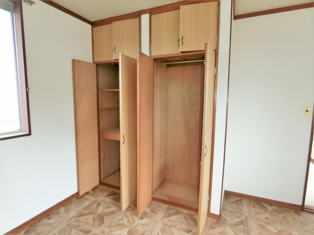 八街に53K邸貸家の収納