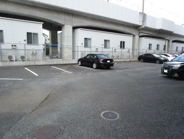 チェリーコート武蔵小金井の駐車場
