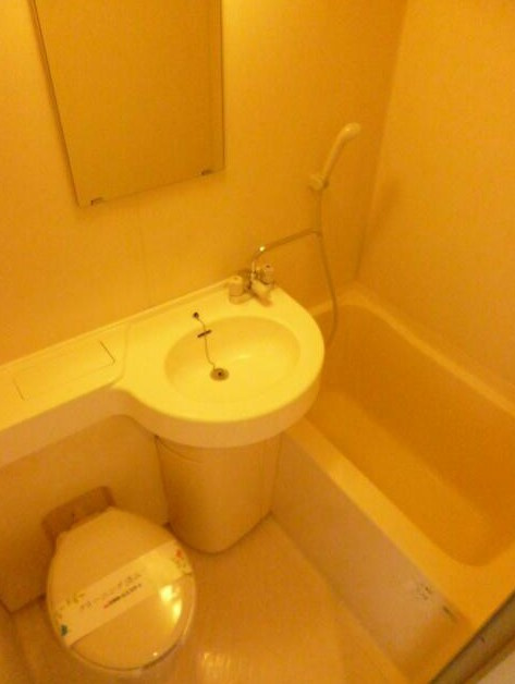 チェリーコート武蔵小金井の浴室