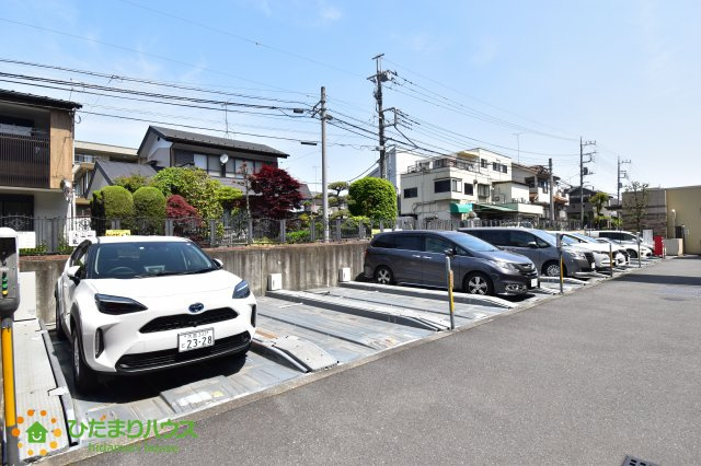 レクセルプラザ日進の駐車場