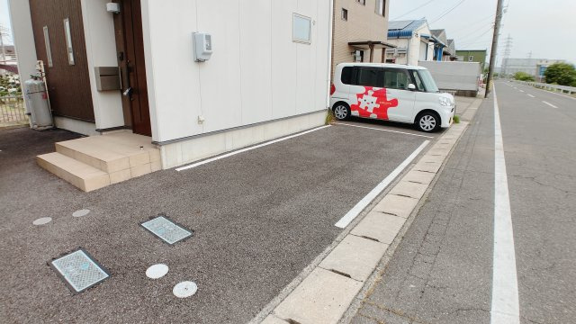 CASITA半田の駐車場