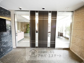 【エントランス】