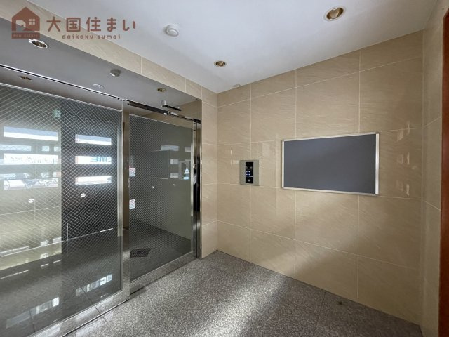 【エントランス】 | ルミエール難波