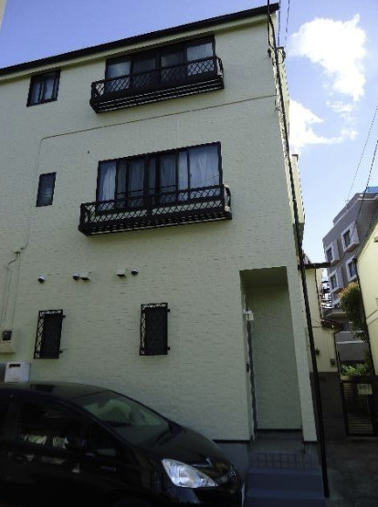 ひばりハイツの外観