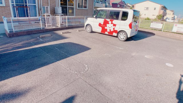 コート・グランツの駐車場