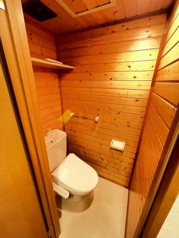 サンモール梅満のトイレ|ゆったりとした空間のトイレです