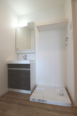 【独立洗面台】 | REGALEST　PRESTON春日 | 別号室の写真になります。現況優先。