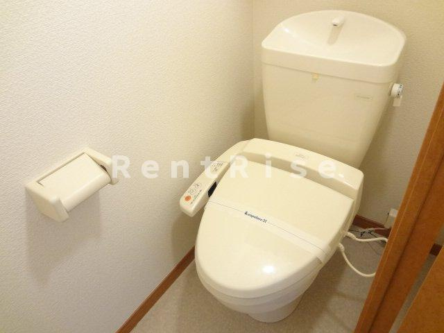 レオパレス和みのトイレ|温水洗浄便座