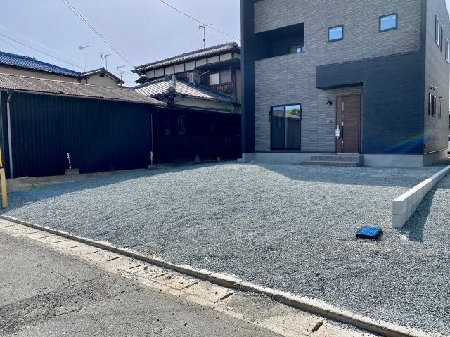 柳川市矢留本町の新築一戸建の駐車場