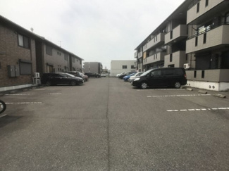 【駐車場】 | サニーウッドＤ