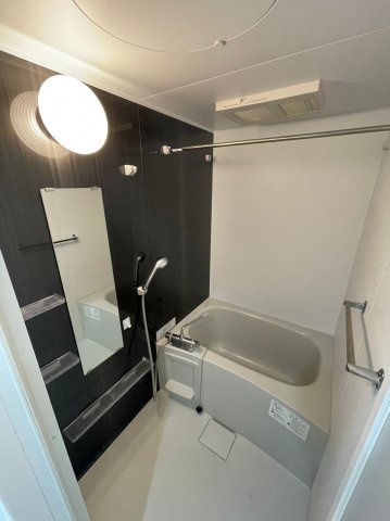 仲介手数料0円！！LUORE大曽根NORTHの浴室