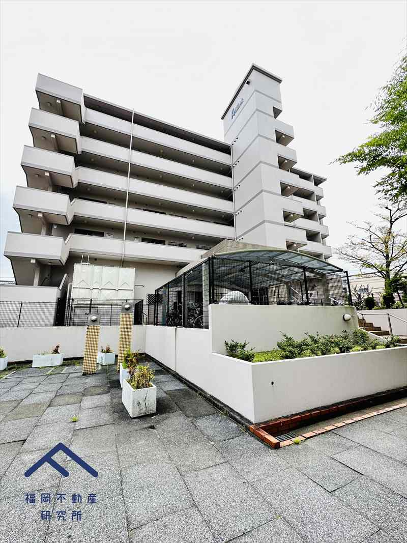 ステラ月の浦A棟の外観