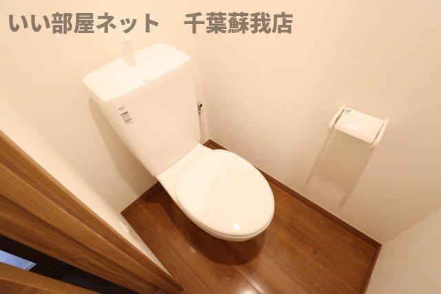 コネクトパークヒルズ神明町のトイレ|落ち着いた色調のトイレです