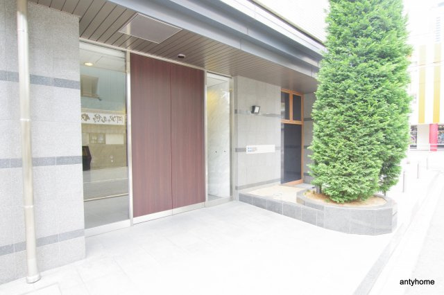 CASSIA福島駅前　仲介手数料無料のエントランス