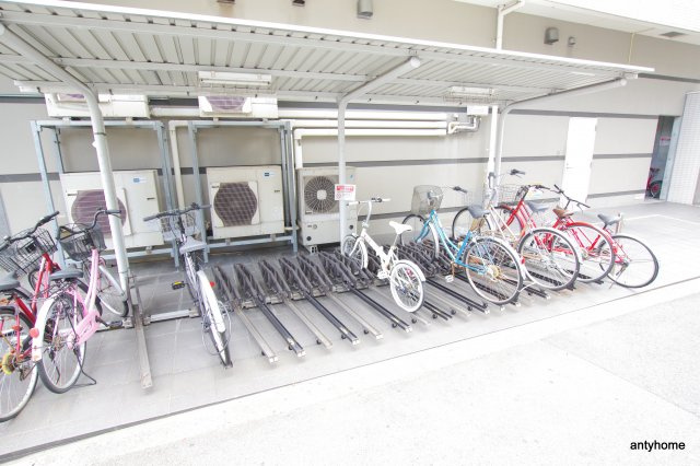 CASSIA福島駅前　仲介手数料無料の駐車場