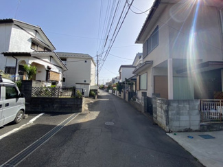 【前面道路含む現地写真】