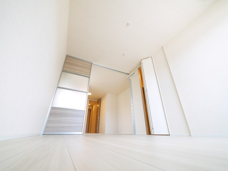 シュエット四条大路の洋室|明るい洋室です