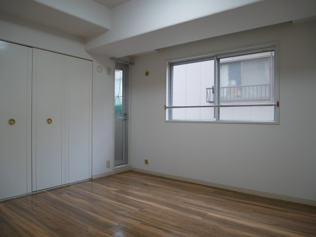 【寝室】 | 日宝ロイヤルハイツ桑津