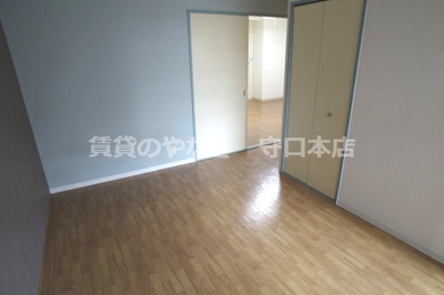 【洋室】 | グリーンゲイブルス