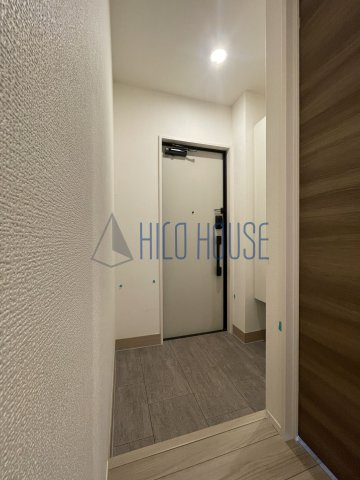 D-room高坂弐番町の玄関