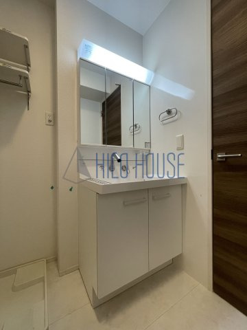 D-room高坂弐番町の洗面所