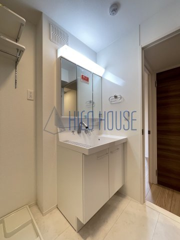 D-room高坂弐番町の洗面所