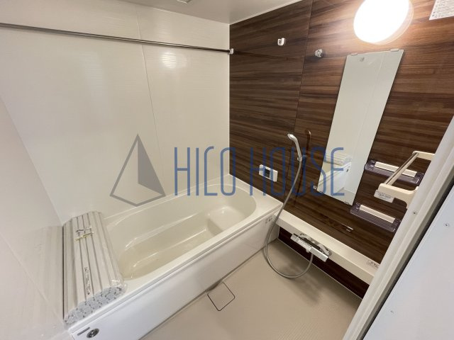 D-room高坂弐番町の浴室