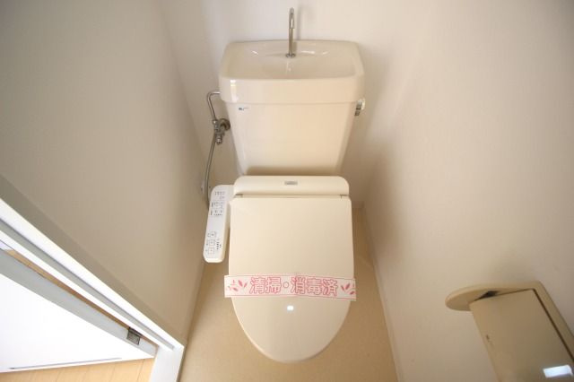 メゾン内藤のトイレ|ゆったりとした空間のトイレです