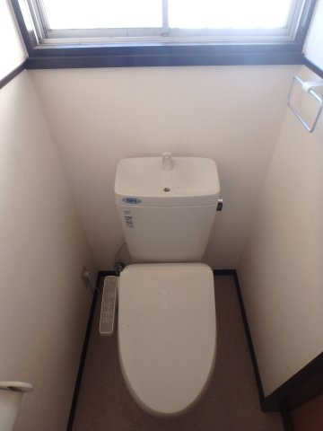 西中新田　渡辺ビルのトイレ|2ヶ所あり