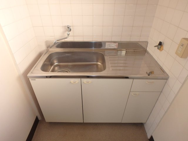 西中新田　渡辺ビルのキッチン