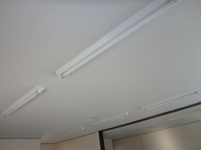 西中新田　渡辺ビルの設備