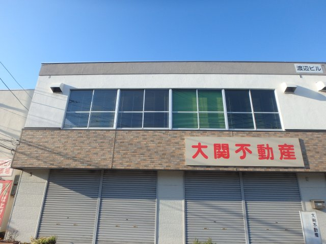 西中新田　渡辺ビルの外観