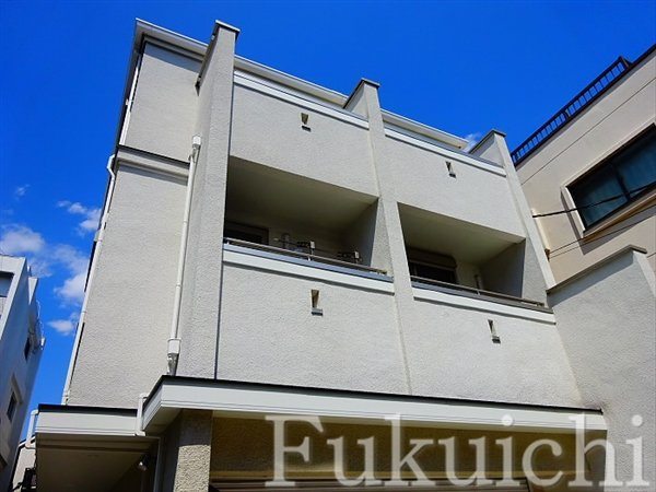 エムズハウスの外観