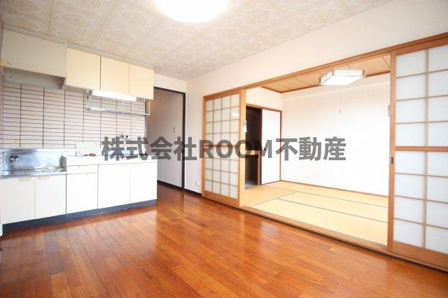 キルトスターの居間・リビング|こちらのリビングで趣味の時間をお楽しみください