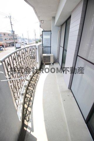 キルトスターのバルコニー|バルコニーからの眺めを楽しみながら食事をしませんか