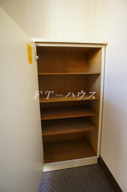 プリベメゾンＭＯＲＩの玄関