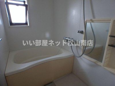 【浴室】 | Ｐｏｍｍｅ ｄｅ Ｐｉｎ Ａ棟