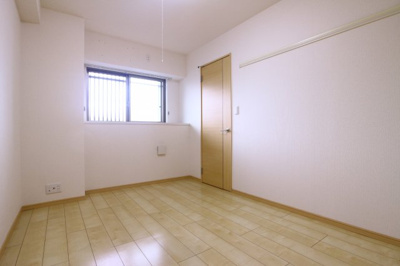 【寝室】 | 西舞子壱番館