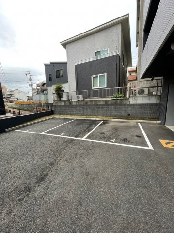 仲介手数料0円！！S-FORT北千種の駐車場