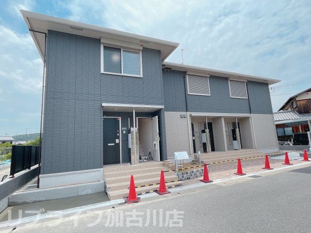 ドミールEの外観