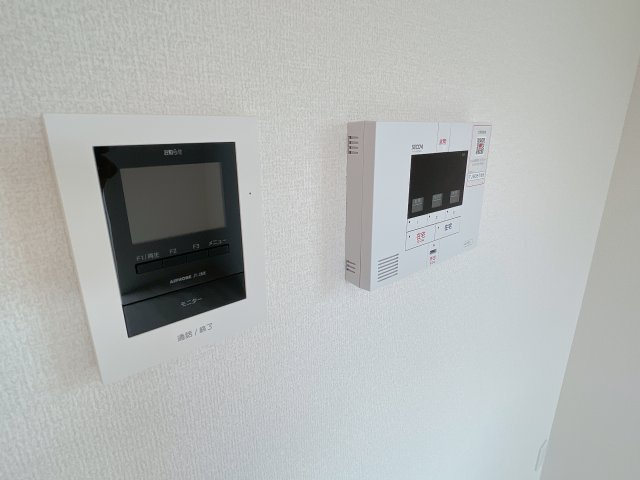 ドミールEのセキュリティ|写真は201号室参考