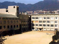 アゼリア六甲の周辺|成徳小学校