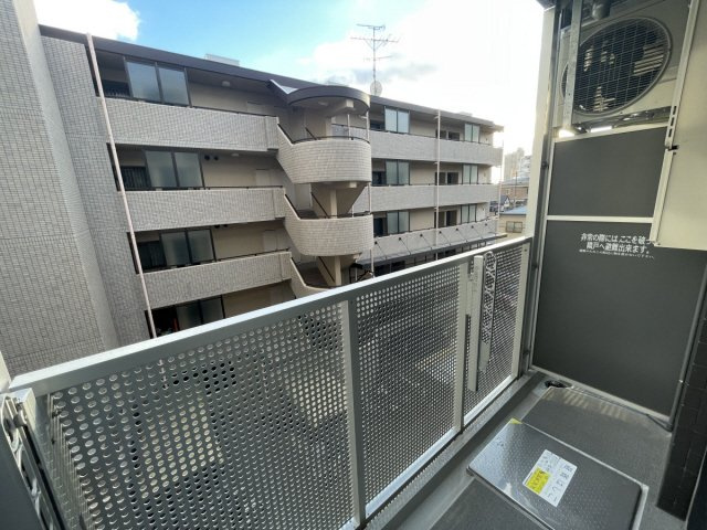 ジュネス六甲.ANNEXのバルコニー